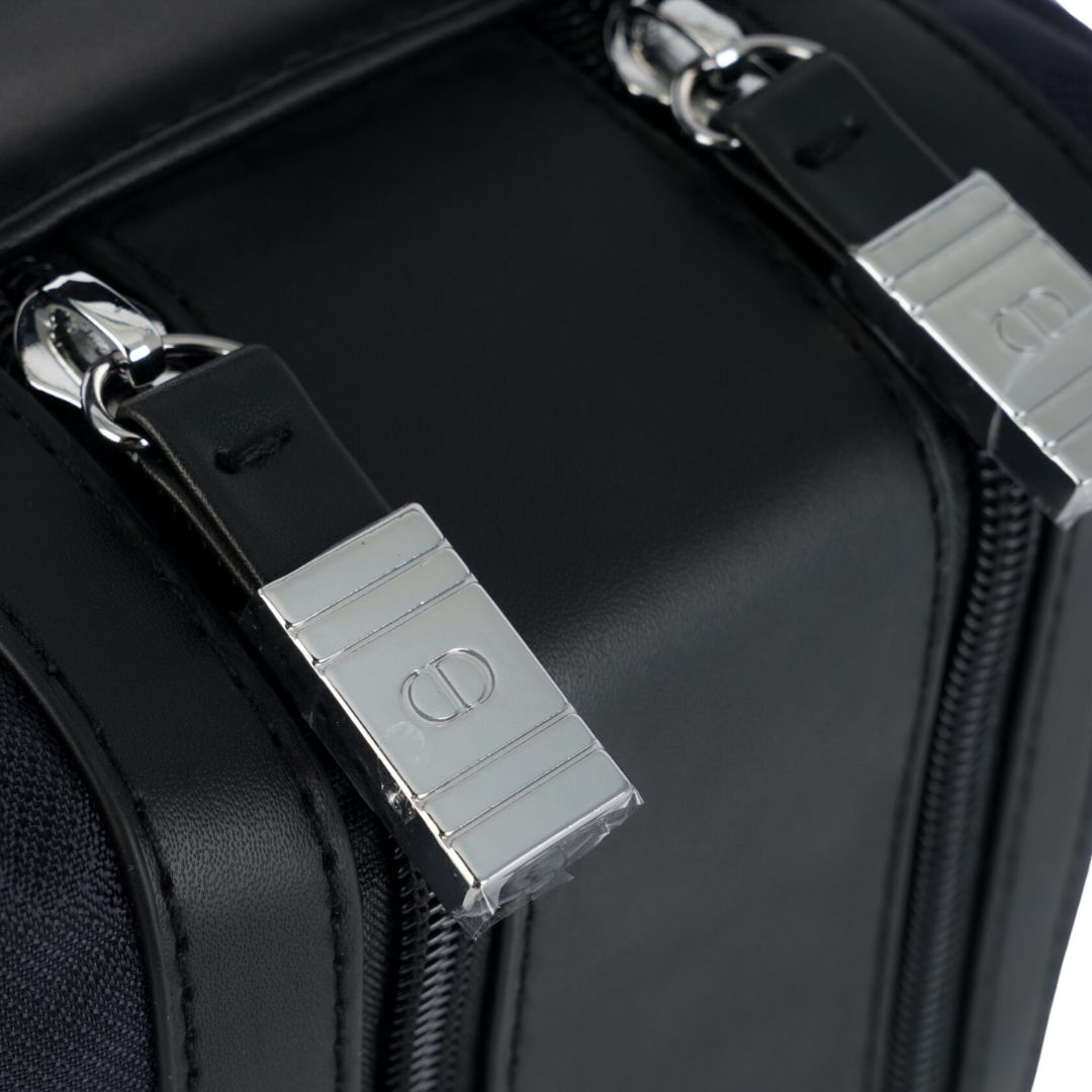 DIOR TOILETRY DOUBLE ZIP POUCH (NAVY)