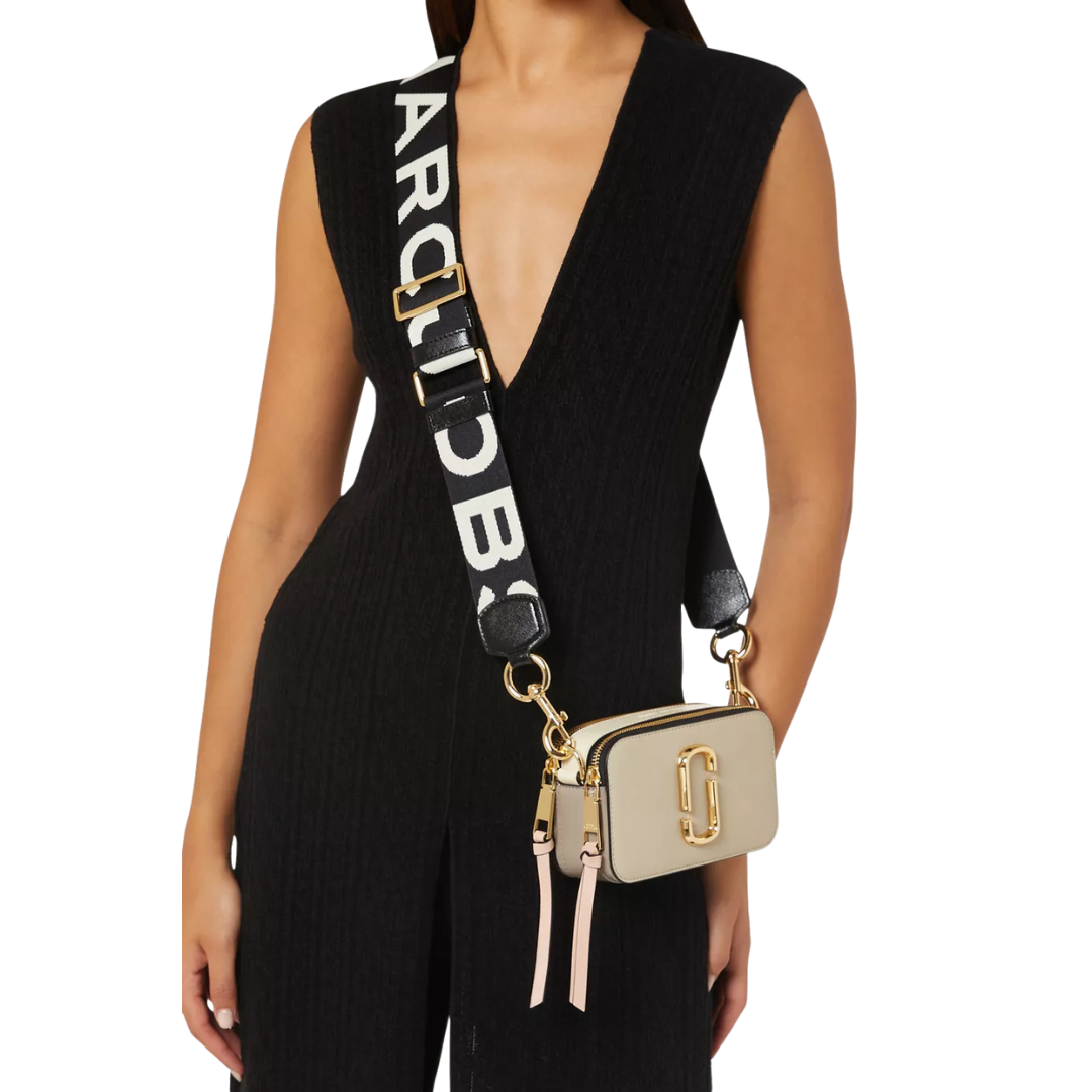 MARC JACOBS The Snapshot Camera Crossbody Bag in Leather