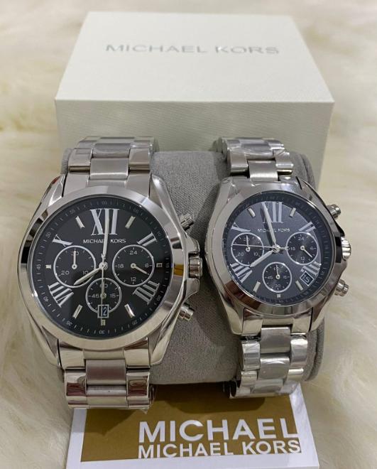 MICHAEL KORS BRADSHAW CHRONOGRAPH STAINLESS STEEL SILVER, BLACK DIAL